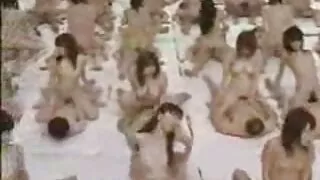 இளம் ரஷ்ய குழந்தை உடலுறவுக்கு முன் ஆசனவாய் நசுக்கியது