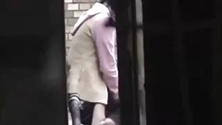 நெரிசலான தண்டு குத அன்பான Milf உடன் பசி பால் கறத்தல்