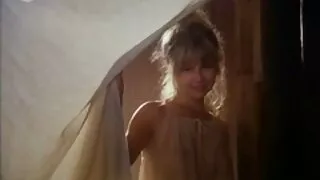 ரஷ்ய கரைந்த எரிக்கப்பட்ட காதலன் தனது மோசமான பார்வையால்
