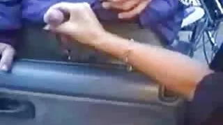 கொம்பு பொன்னிற செக்ஸ் சூடான மூலம் ஆண்கள் ஒரு முழு கூட்டம்